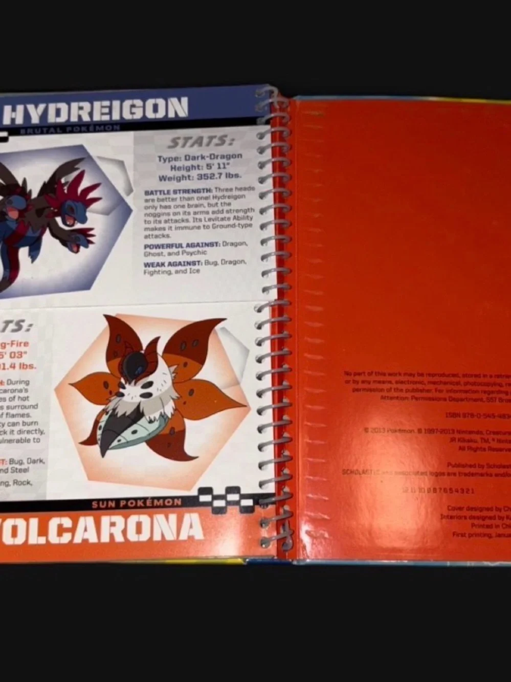 Scholastic Pokémon Super Showdowns - Blue/Yellow/Red Cover